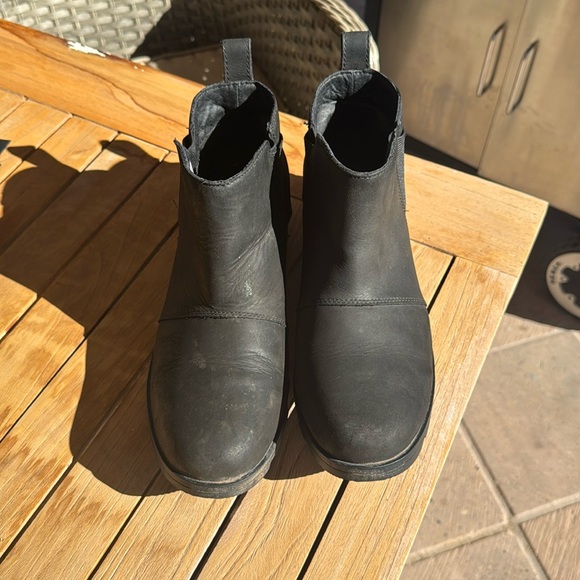 Womens Sorel size 10.5 short, black waterproof boots - Picture 1 of 6